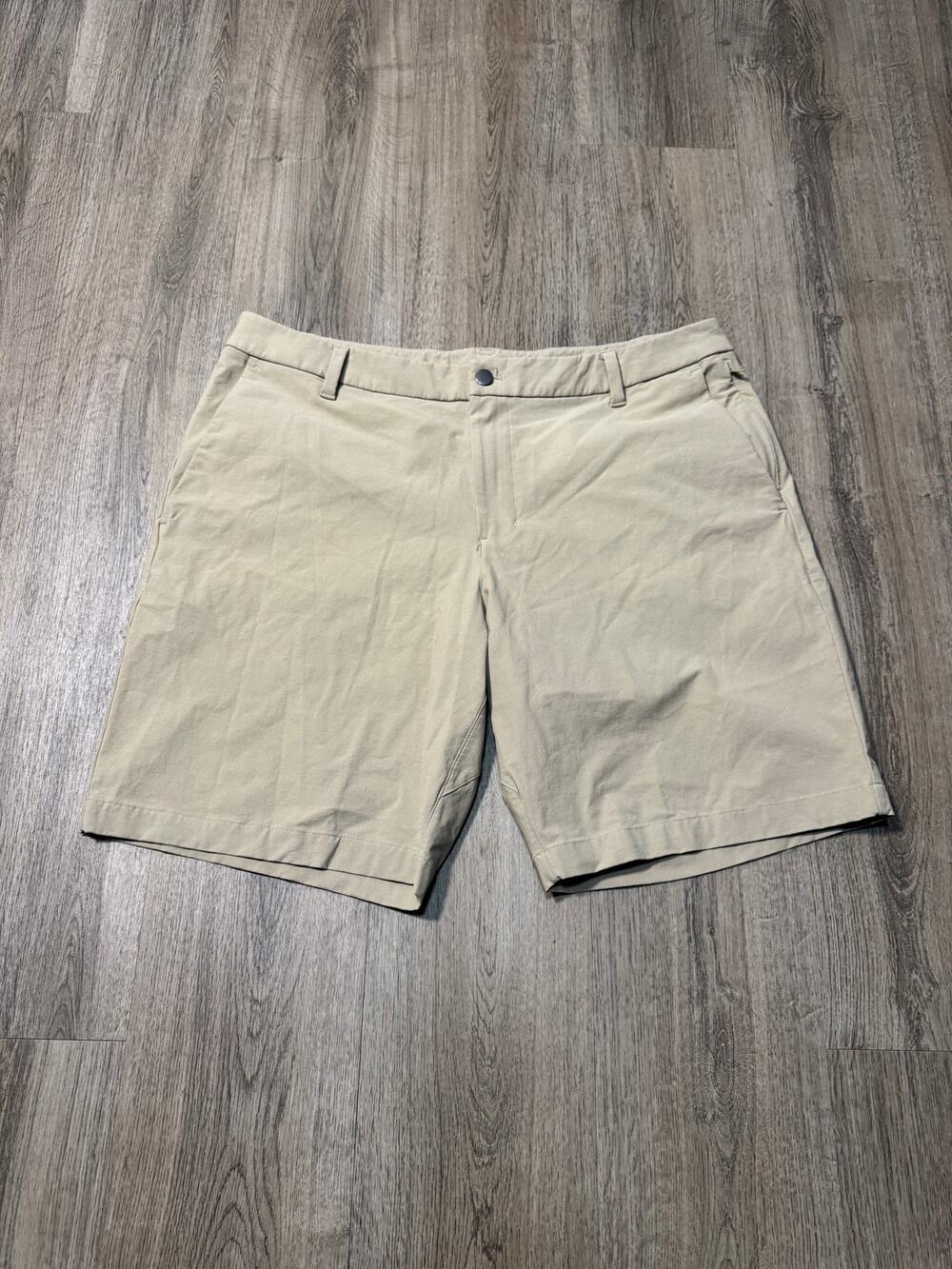 Lululemon Men's ABC Khaki Shorts